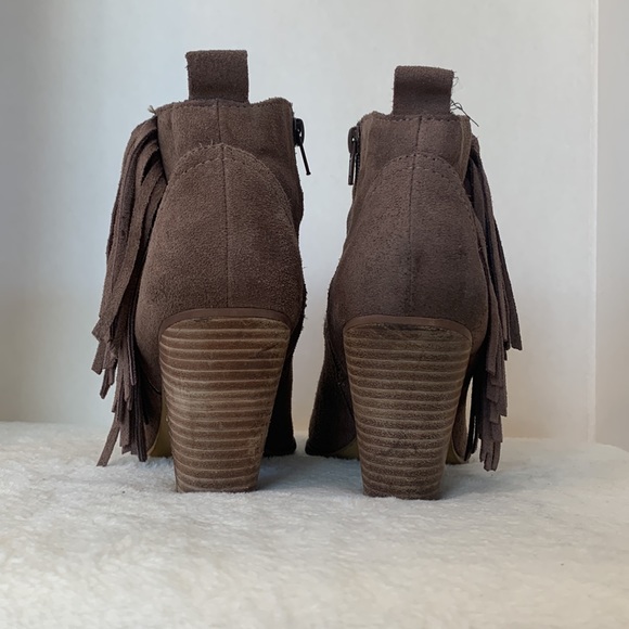 Steve Madden Cian booties with Fringe Size 9.5 M - Picture 5 of 8
